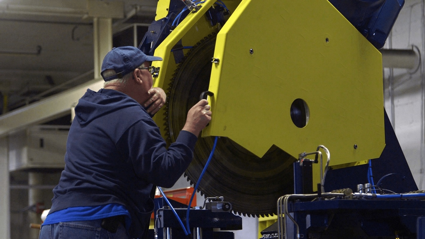 maximizing your uptime for high production metal sawing machines